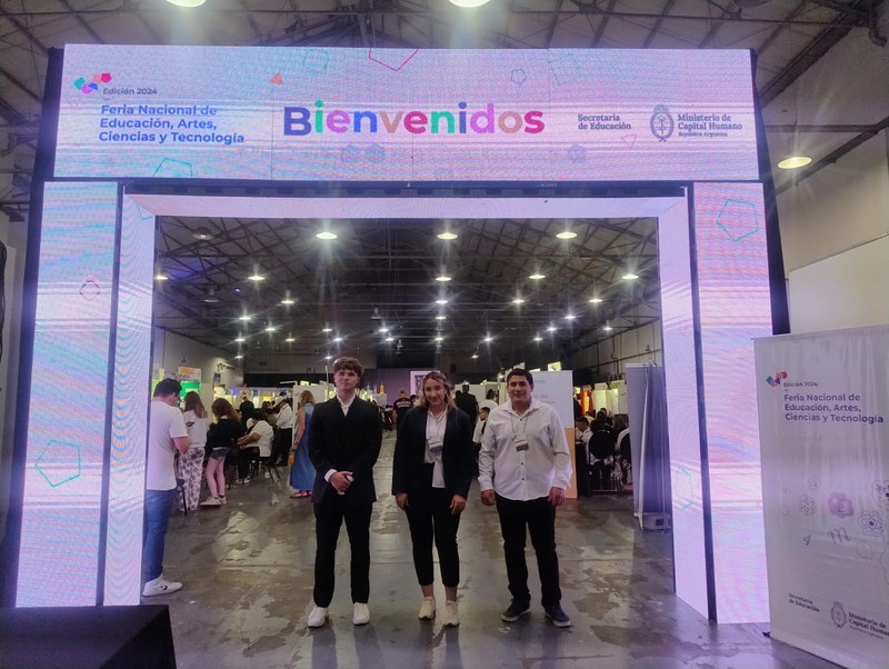 LA ESCUELA TÉCNICA EN UNA FERIA NACIONAL DE EDUCACIÓN ARTES, CIENCIAS Y TECNOLOGÍA