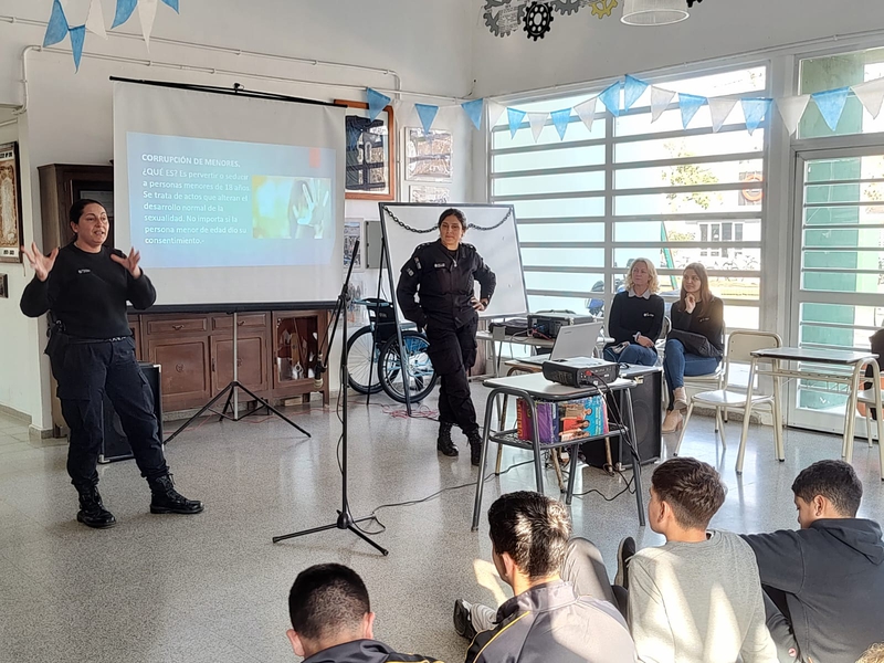 CHARLA SOBRE VIOLENCIA EN LA ESCUELA TECNICA