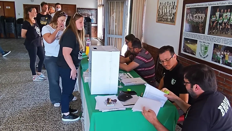 ELECCIONES EN BROWN: GANÓ EL OFICIALISMO