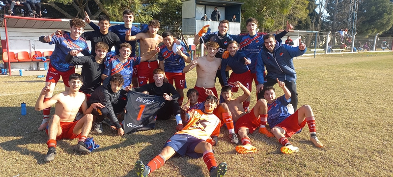 FÚTBOL: BOCHAZÓ SALIÓ CAMPEON EN RESERVA.