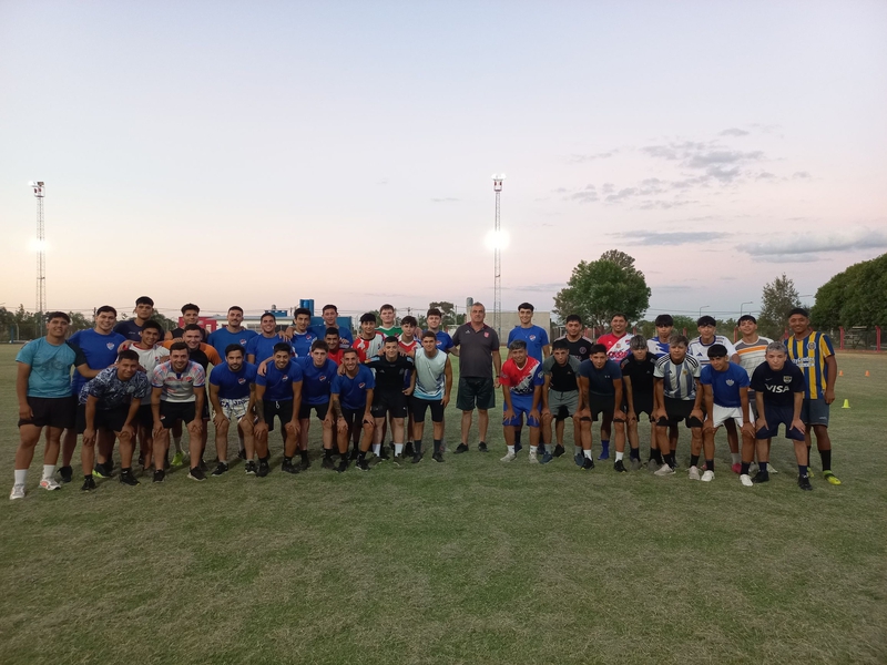 FÚTBOL: BOCHAZO DIO EL PUNTAPIE INICIAL.